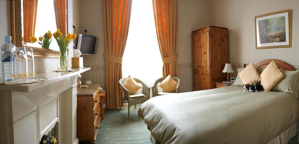 Hotel Balincourt Bournemouth Exterior foto A room at the hotel