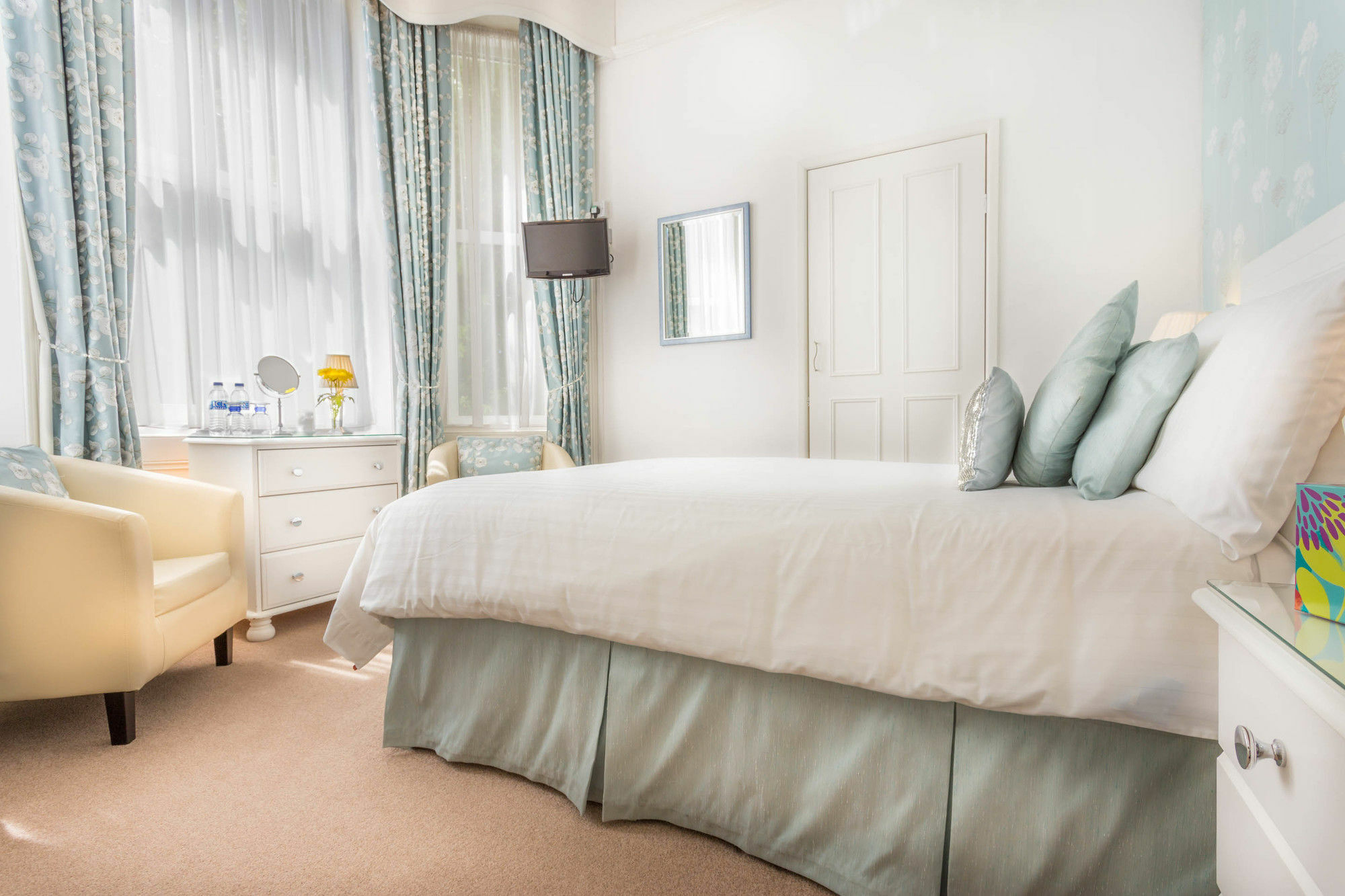Hotel Balincourt Bournemouth Exterior foto A bedroom at the hotel
